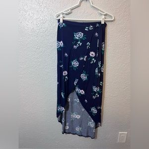 No Comment Maxi Skirt - size small -preowned